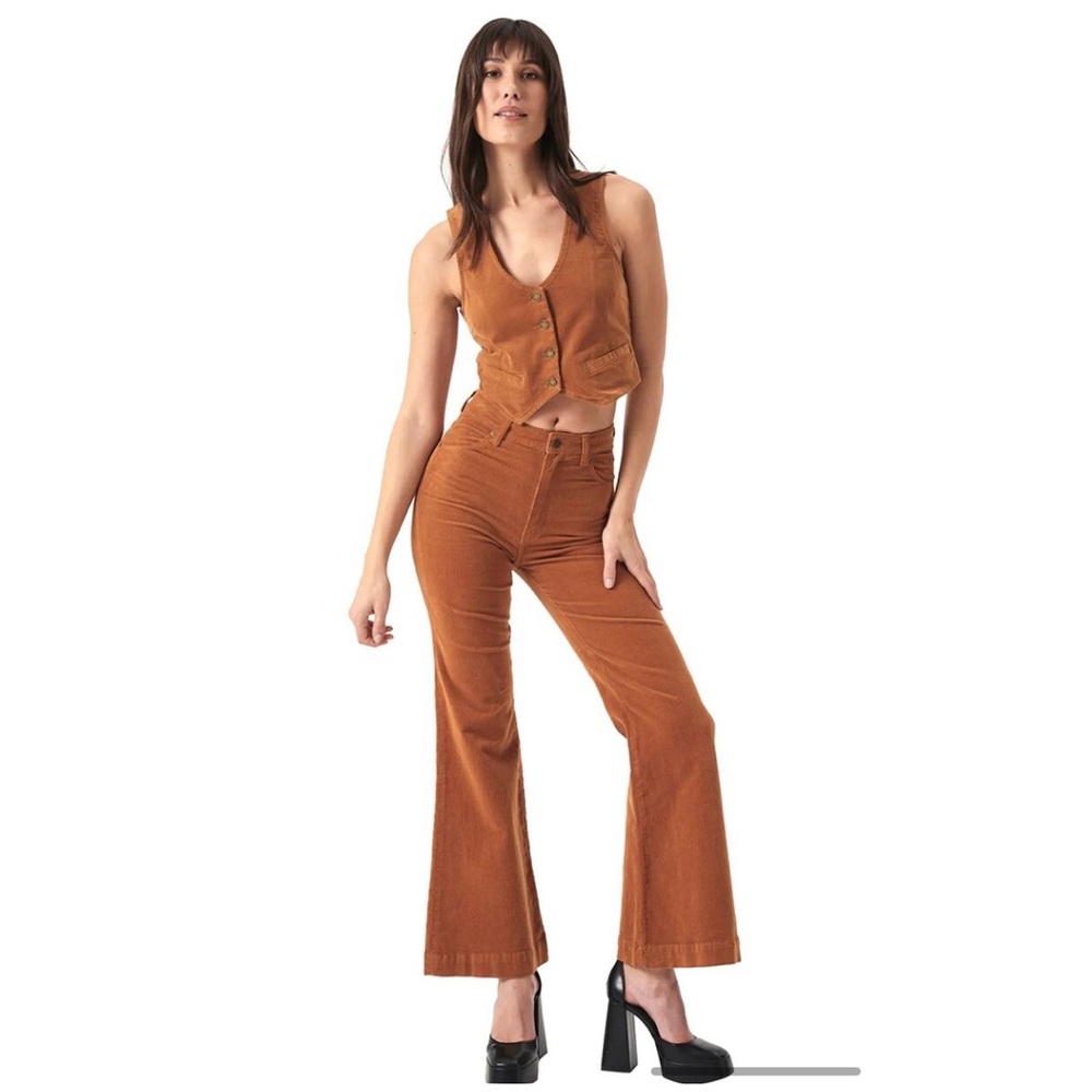 Rolla’s Eastcoast Flare Pant Tan Corduroy size 26